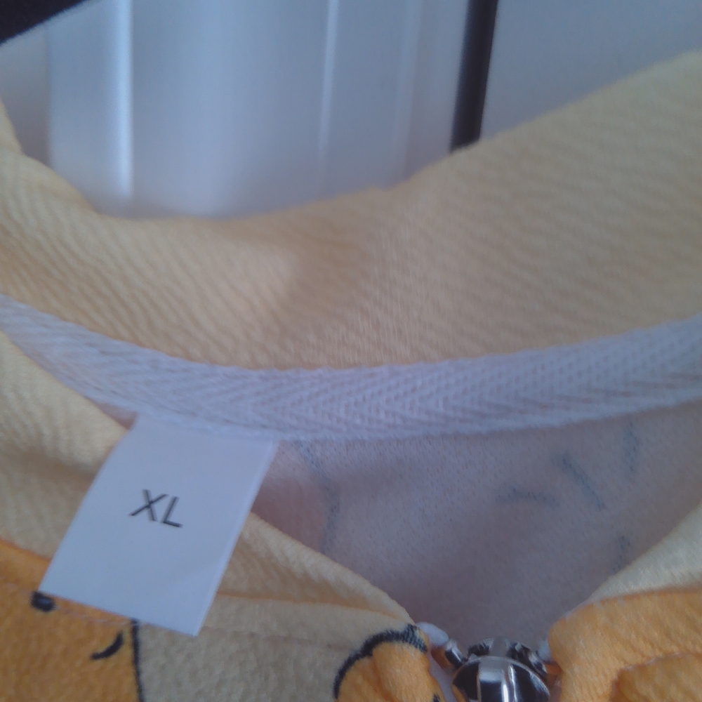 Winnie the Pooh Bomber Jacket Teen XL – New - Picture 3 of 3